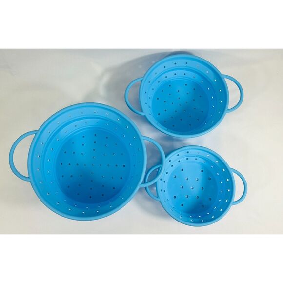 Set of 3 Collapsible Silicon Strainers/Collanders Blue - Picture 5 of 6